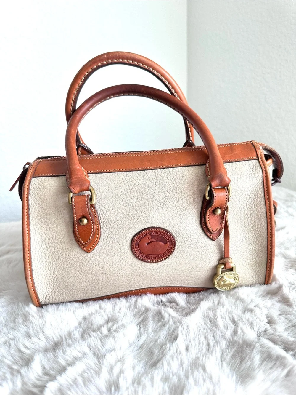 Dooney & Bourke Vintage Satchel Shoulder Bag ‘90s Tan Pebble Leather